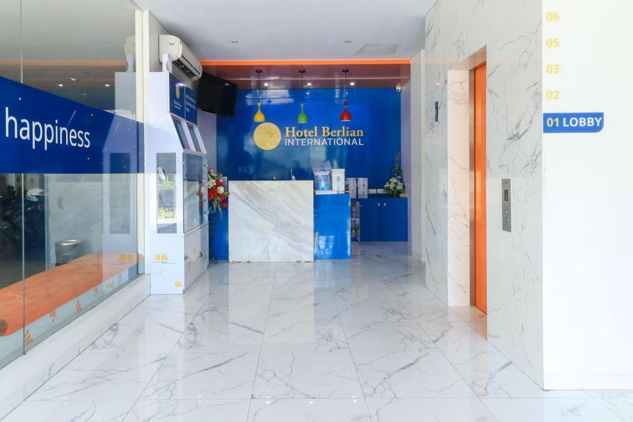 Hotel Berlian International Surabaya Eksteriør bilde
