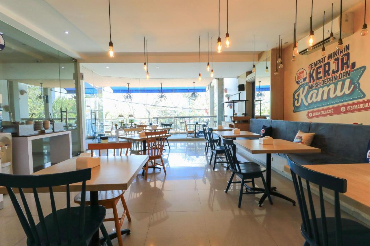 Hotel Berlian International Surabaya Eksteriør bilde